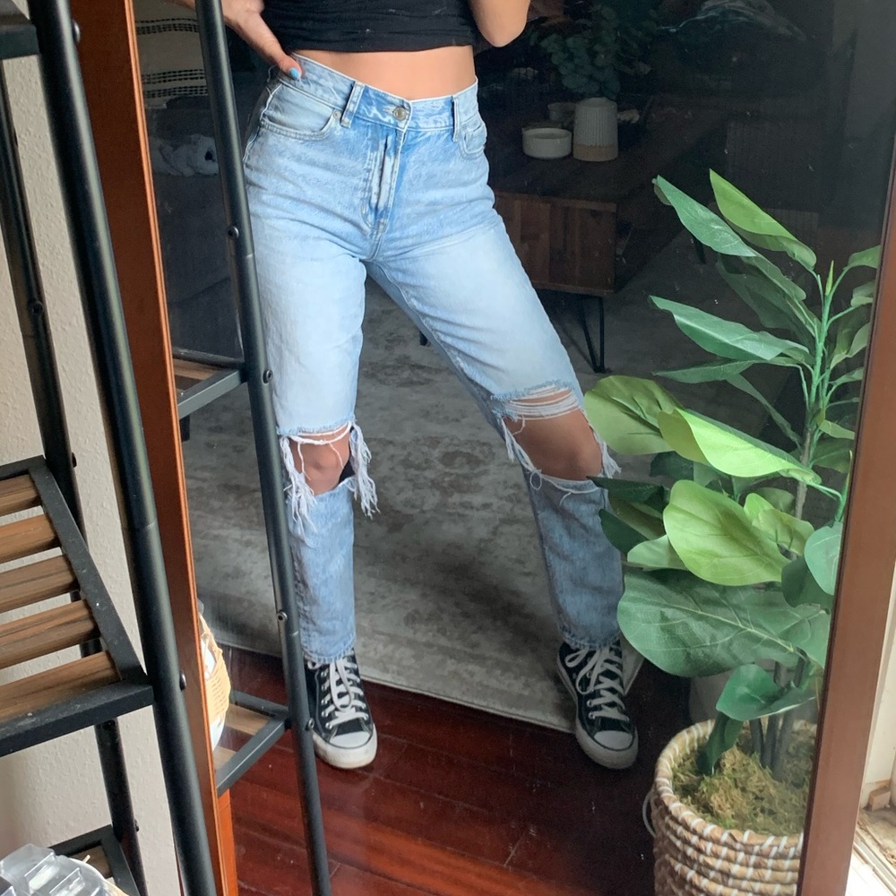 AE Mom Jean